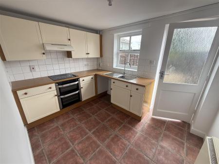 2 bedroom Semi-detached house for sale in Frederick Street, Woodville, Swadlincote