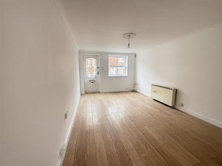 2 bedroom Semi-detached house for sale in Frederick Street, Woodville, Swadlincote