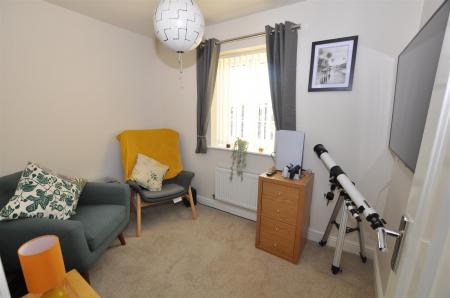 4 bedroom Detached house for sale in Fairfields, Branston, Burton-On-Trent