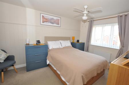 4 bedroom Detached house for sale in Fairfields, Branston, Burton-On-Trent