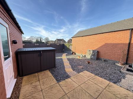 4 bedroom Detached house for sale in Fairfields, Branston, Burton-On-Trent