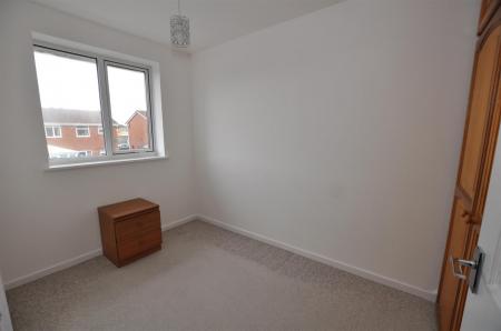 2 bedroom Semi-detached house for sale in Buckingham Close, Stretton, Burton-On-Trent