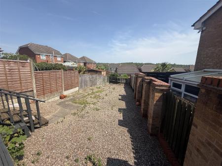 3 bedroom Detached house for sale in Rockcliffe Close, Church Gresley, Swadlincote