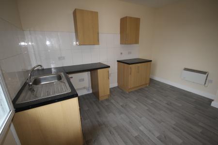 1 bedroom Flat to let in Chapel Ash, Wolverhampton, Wolverhampton, WV3
