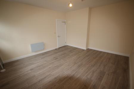 1 bedroom Flat to let in Chapel Ash, Wolverhampton, Wolverhampton, WV3