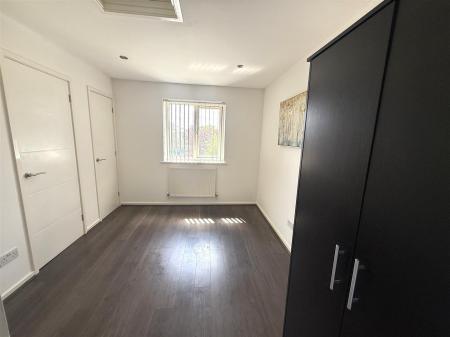 1 bedroom Apartment for sale in Burway Meadow, Alrewas, Burton-On-Trent