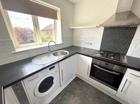 1 bedroom Apartment for sale in Burway Meadow, Alrewas, Burton-On-Trent