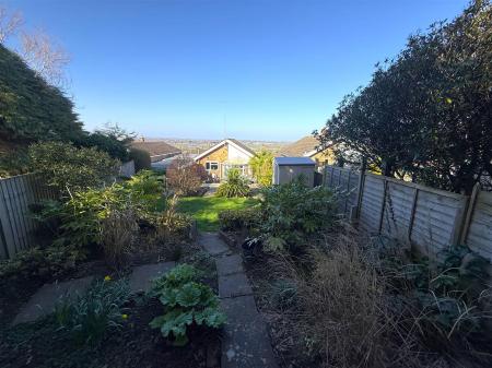 3 bedroom Detached bungalow for sale in Dalebrook Road, Burton-On-Trent