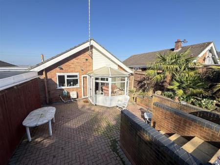 3 bedroom Detached bungalow for sale in Dalebrook Road, Burton-On-Trent