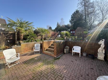 3 bedroom Detached bungalow for sale in Dalebrook Road, Burton-On-Trent