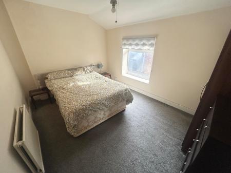 3 bedroom Terraced House to let in Blackpool Street, Staffordshire, Burton upon Trent, DE14