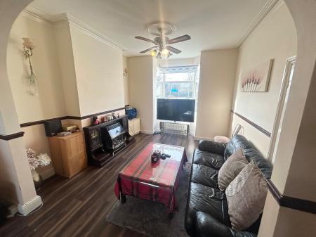 3 bedroom Terraced House to let in Blackpool Street, Staffordshire, Burton upon Trent, DE14