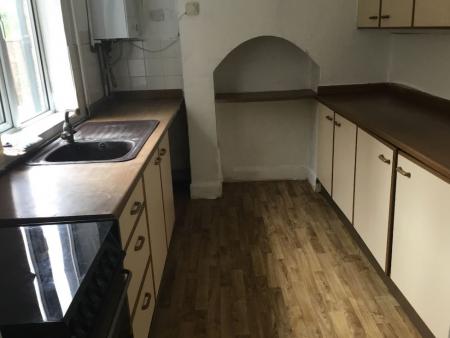 3 bedroom House to let in Wyggeston Street, Burton upon Trent, DE13