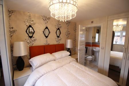 3 bedroom House to let in Hope Way, Church Gresley, DE11