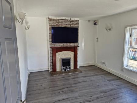 2 bedroom Apartment to let in Anglesey Road, Burton upon Trent, DE14