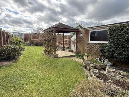 3 bedroom Detached house for sale in Ferrers Avenue, Tutbury, Burton-On-Trent