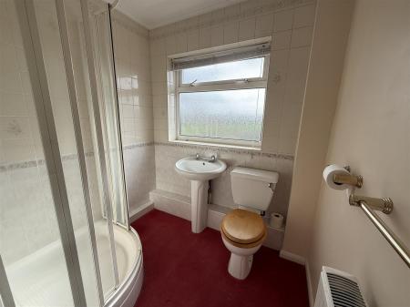 3 bedroom Detached house for sale in Ferrers Avenue, Tutbury, Burton-On-Trent