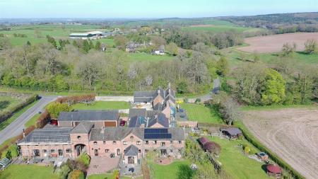 2 bedroom Barn Conversion for sale in Geary Lane, Bretby, Burton-On-Trent