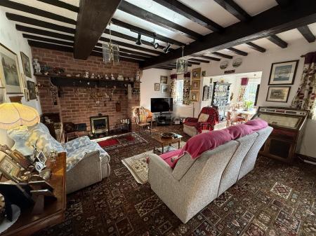 2 bedroom Barn Conversion for sale in Geary Lane, Bretby, Burton-On-Trent
