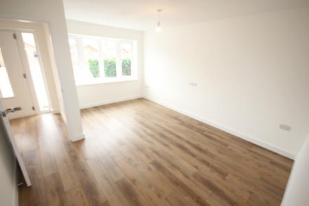 3 bedroom Town house to let in Park Road, Barton-under-Needwood, DE13