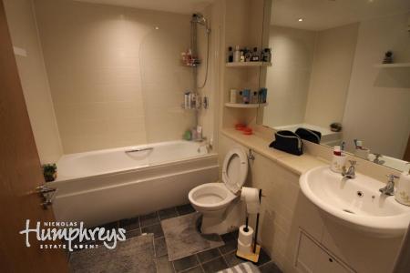 2 bedroom Apartment for sale in Kinvara House, 7 Rea Place, Birmingham