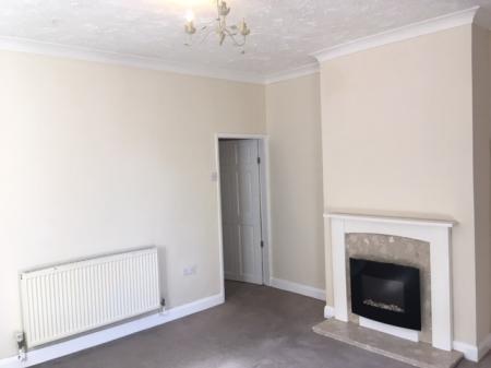 3 bedroom House to let in Eldon Street, Winshill, Burton upon Trent, DE15