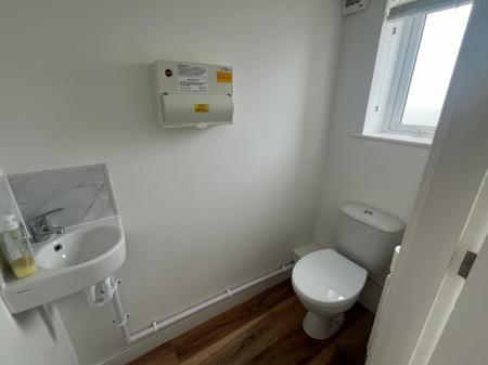 3 bedroom Town house to let in Shobnall Road, Staffordshire, Burton upon Trent, DE14