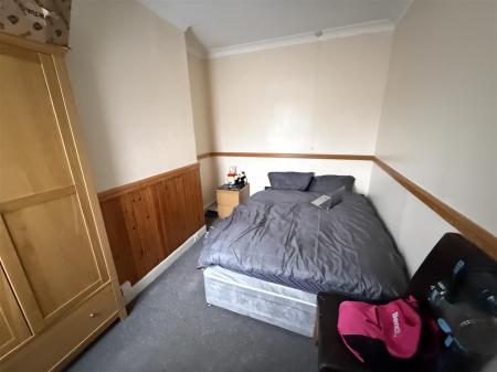 2 bedroom Terraced House for sale in Oak Street, Burton-On-Trent