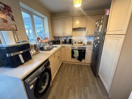 2 bedroom Town house for sale in Ratcliffe Avenue, Branston, Burton-On-Trent