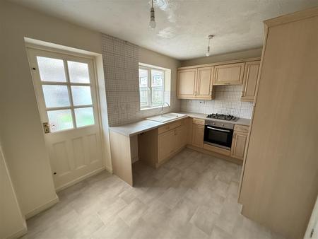 2 bedroom Town house for sale in Ratcliffe Avenue, Branston, Burton-On-Trent