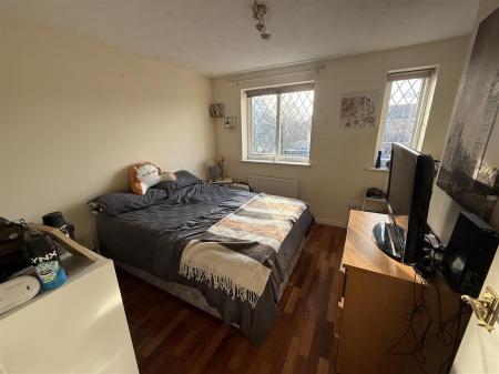 2 bedroom Town house for sale in Ratcliffe Avenue, Branston, Burton-On-Trent