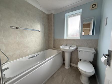 2 bedroom Town house for sale in Ratcliffe Avenue, Branston, Burton-On-Trent
