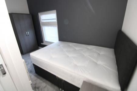 Calais Road, Burton upon Trent, DE13