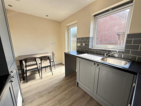 2 bedroom End of terrace house for sale in Barley Close, Burton-On-Trent
