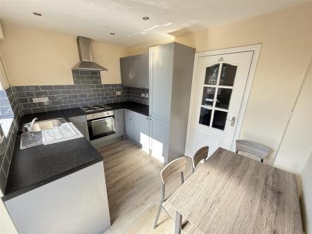 2 bedroom End of terrace house for sale in Barley Close, Burton-On-Trent