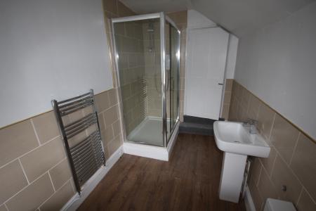 2 bedroom Terraced House to let in Oak Street, Staffordshire, Burton upon Trent, DE14