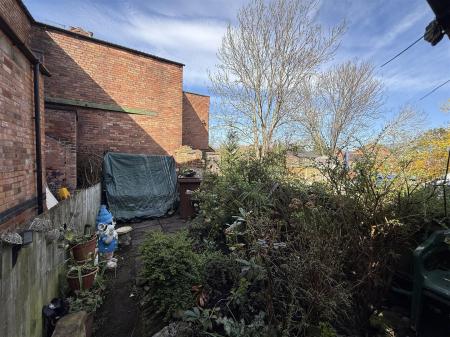 2 bedroom Terraced House for sale in Blackpool Street, Burton-On-Trent