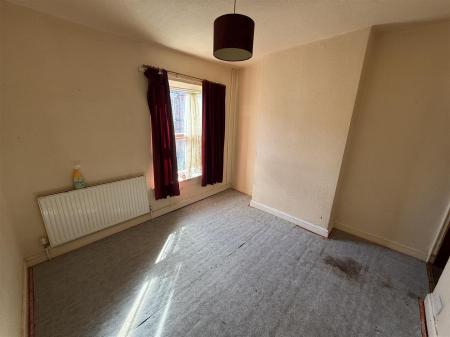 2 bedroom Terraced House for sale in Blackpool Street, Burton-On-Trent
