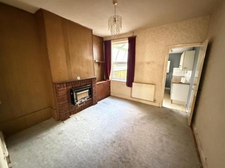 2 bedroom Terraced House for sale in Blackpool Street, Burton-On-Trent