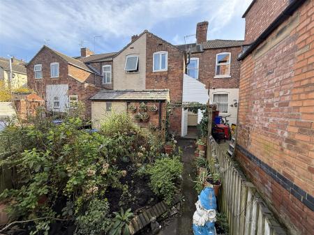 2 bedroom Terraced House for sale in Blackpool Street, Burton-On-Trent