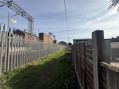 3 bedroom Terraced House for sale in Wetmore Road, Burton-On-Trent