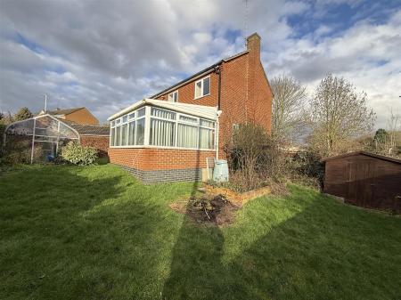 3 bedroom Detached house for sale in Clay Street East, Burton-On-Trent