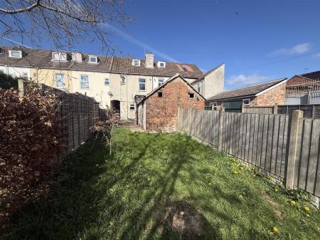 3 bedroom Terraced House for sale in Uxbridge Street, Burton-On-Trent