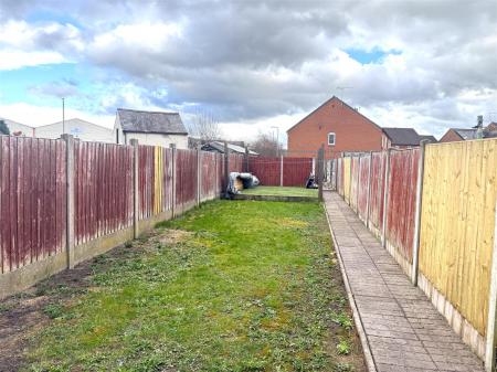 3 bedroom Terraced House for sale in Wetmore Road, Burton-On-Trent