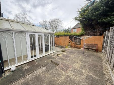 2 bedroom Semi-detached house for sale in The Cloisters, Burton-On-Trent