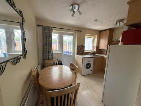 2 bedroom Semi-detached house for sale in The Cloisters, Burton-On-Trent