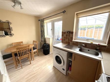 2 bedroom Semi-detached house for sale in The Cloisters, Burton-On-Trent