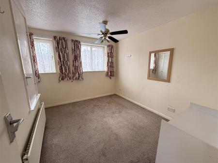 2 bedroom Semi-detached house for sale in The Cloisters, Burton-On-Trent