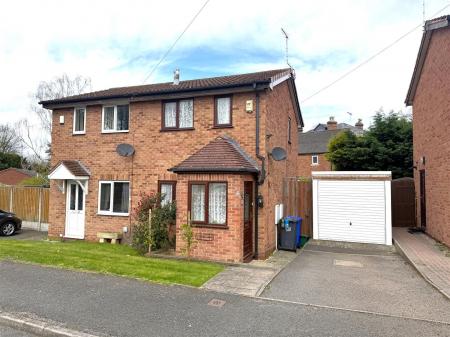 The Cloisters, Burton-On-Trent