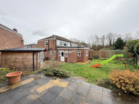 3 bedroom Semi-detached house for sale in Lovatt Close, Stretton, Burton-On-Trent